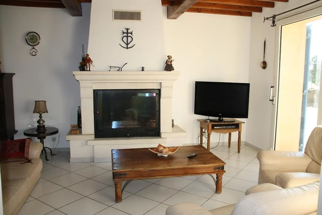 Mas Des Cigales Villa Avignon 0*,